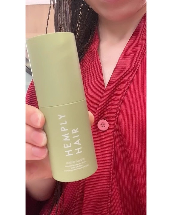 モイスチャーエマルジョン /HEMPLY HAIR/ヘアミルクの動画クチコミ5つ目