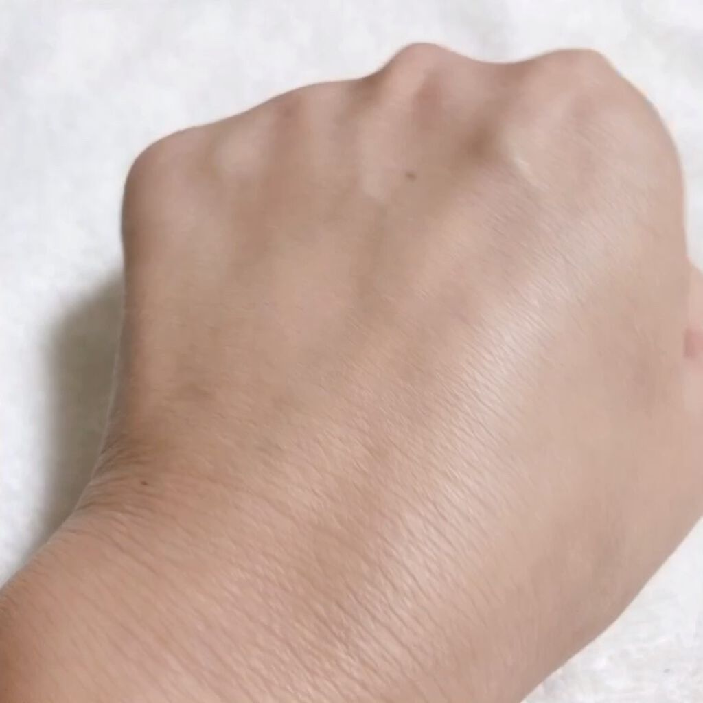 インテンシブ スキン セラム ファンデーション SPF40（PA++++）/BOBBI BROWN/リキッドファンデーションの動画クチコミ5つ目