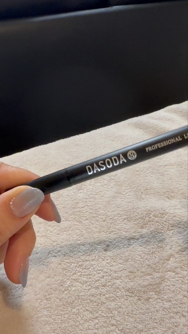 ダソダ プロフェッショナル リキッドアイライナー/DASODA/リキッドアイライナーの動画クチコミ2つ目