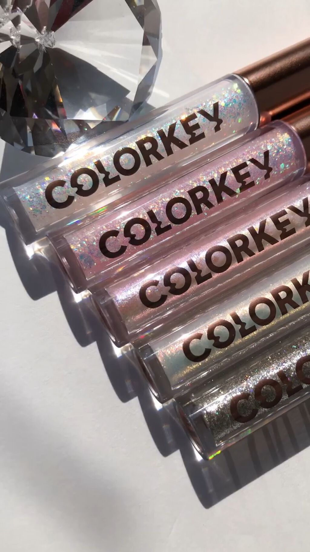 スパークリングギャラクシーリキッドアイシャドウ/COLORKEY/リキッドアイシャドウの人気ショート動画