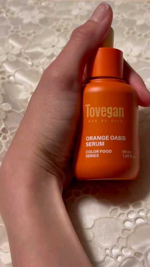 カラーフードシリーズオレンジオアシスセラム/Tovegan/美容液を使ったクチコミ（2枚目）