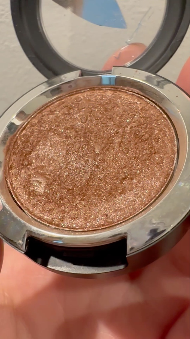 試してみた】M・A・C プレスト ピグメントの人気色・イエベブルベ別の