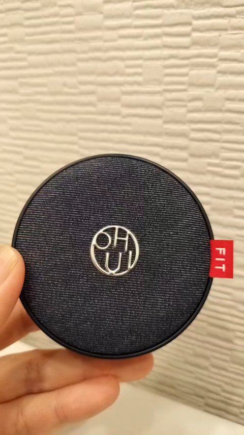 アルティメットフィット ロングウェアデニムクッション/OHUI/クッションファンデーションを使ったクチコミ（3枚目）