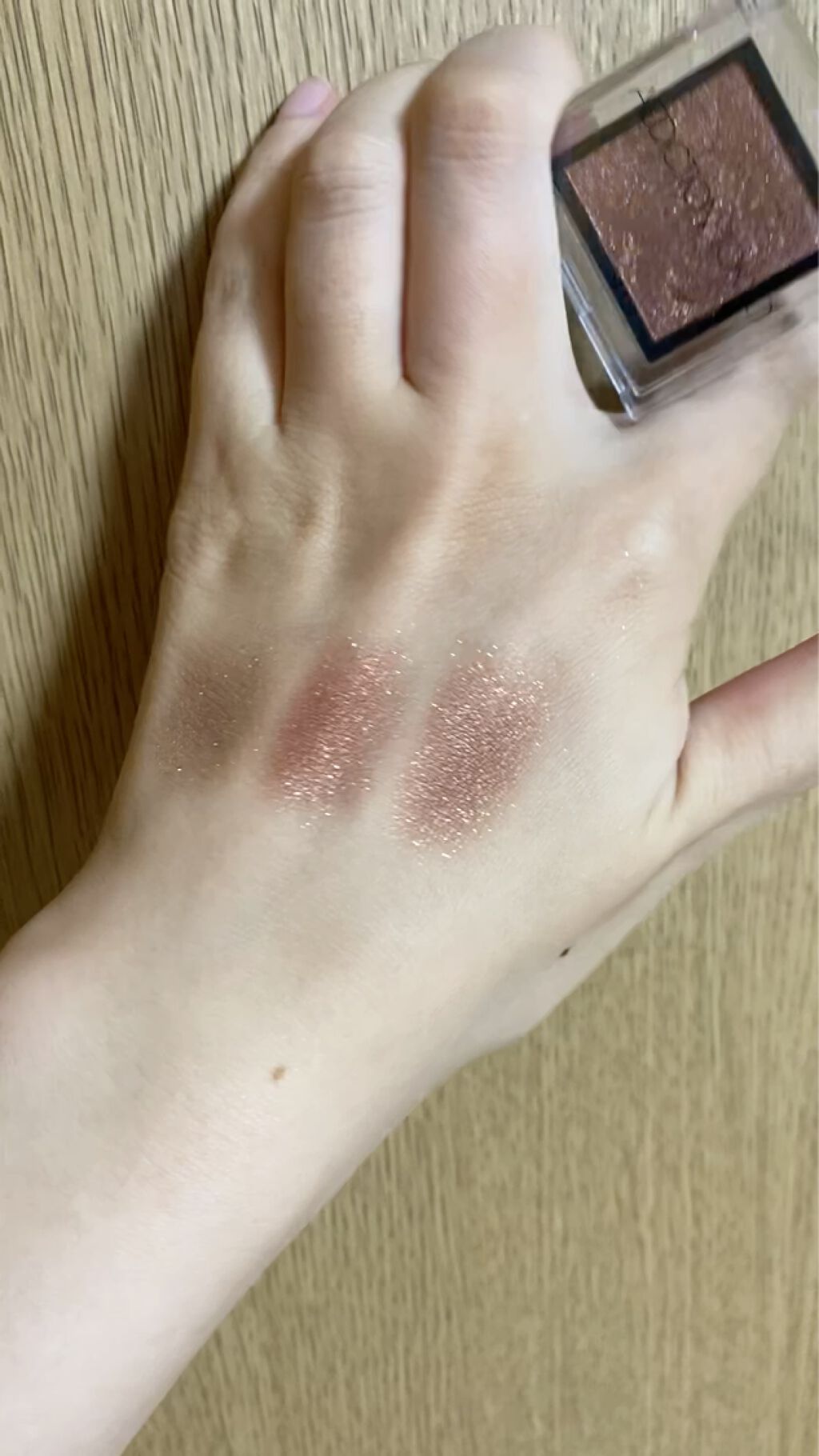 ホリデー アディクション “イリディセント ユーフォリア”/ADDICTION/メイクアップキットを使ったクチコミ（3枚目）