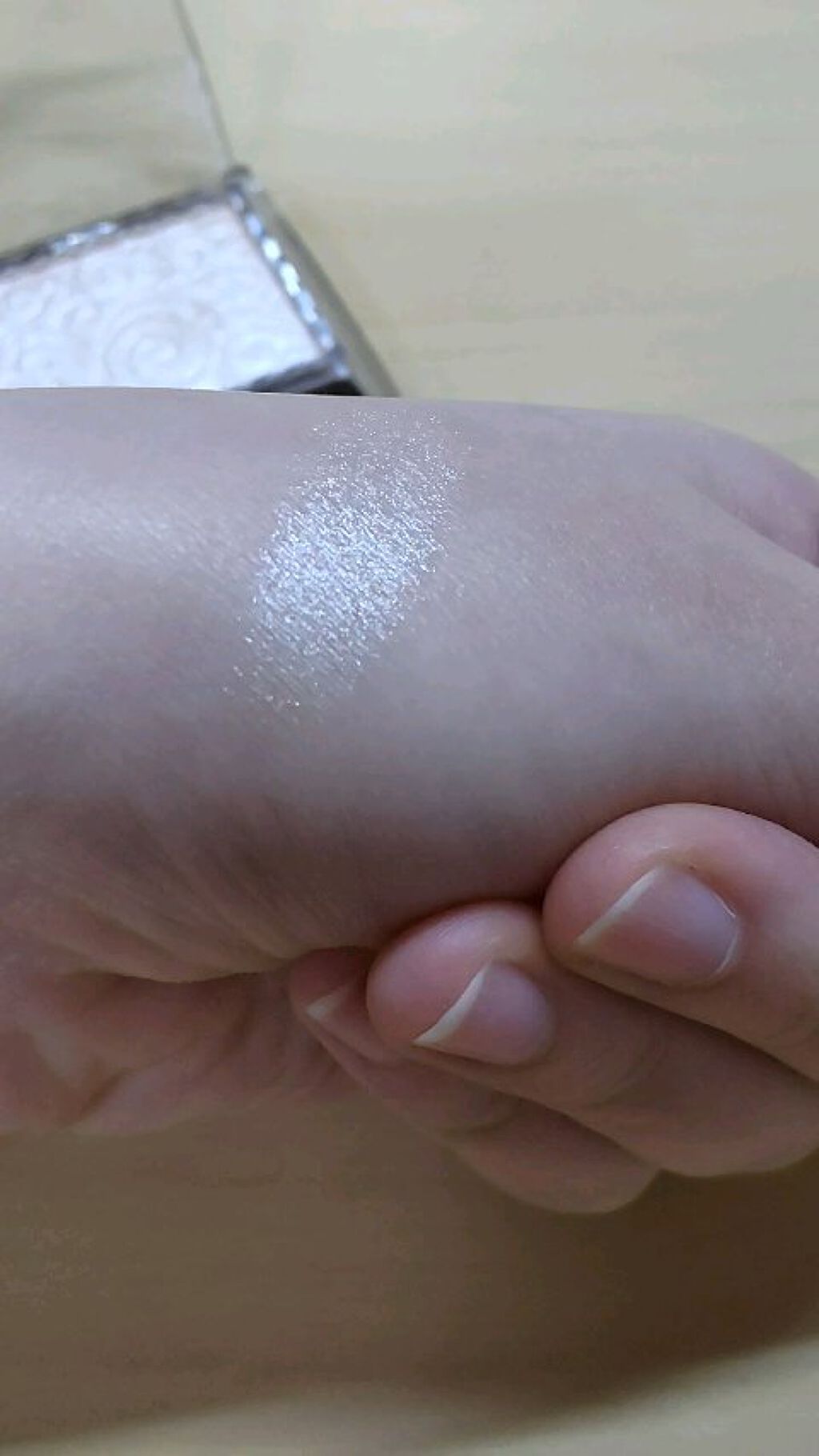 パールグロウハイライト/CEZANNE/パウダーハイライトを使ったクチコミ（2枚目）