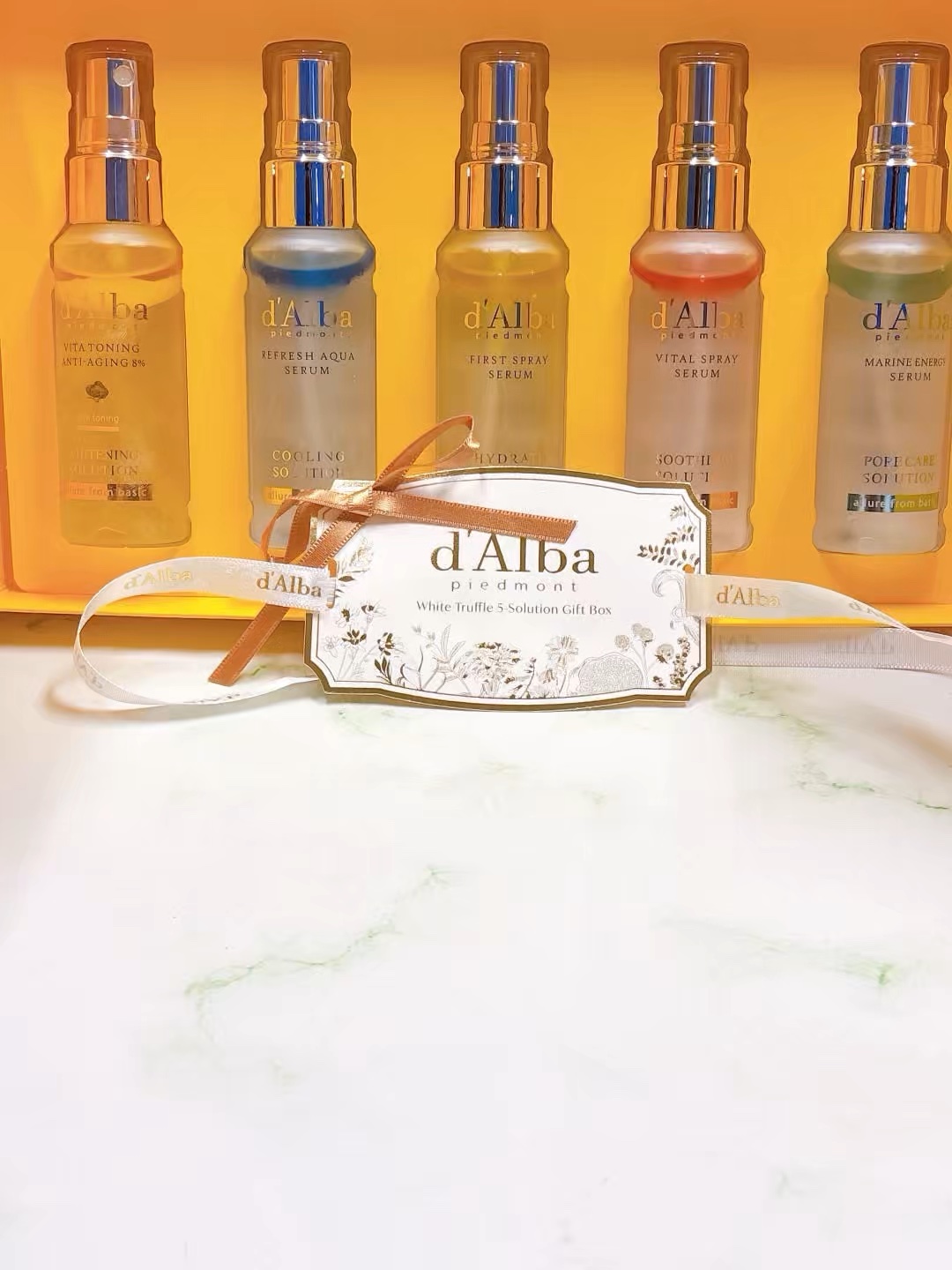 ホワイトトリュフリフレッシュアクアセラム/ダルバ/ミスト状化粧水の人気ショート動画