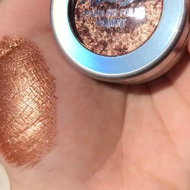 Metallist Sparkling Foiled Pigment/Touch In Sol/シングルアイシャドウを使ったクチコミ（4枚目）