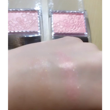 パールグロウチーク/CEZANNE/パウダーチークを使ったクチコミ(3枚目)