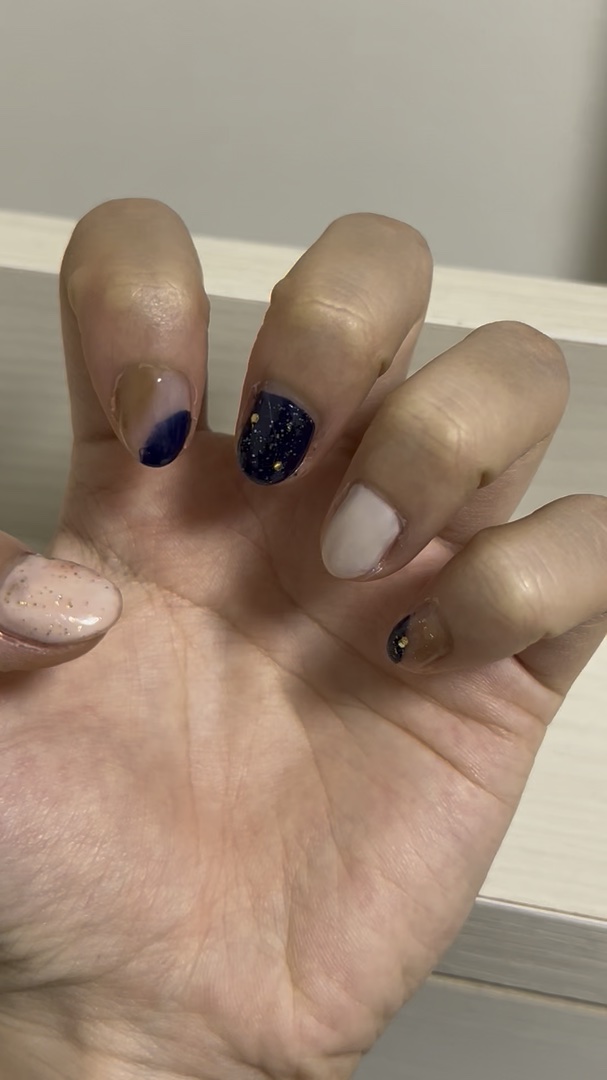 ピールオフベースジェル/ネオコレクション/ジェルネイルを使ったクチコミ（1枚目）