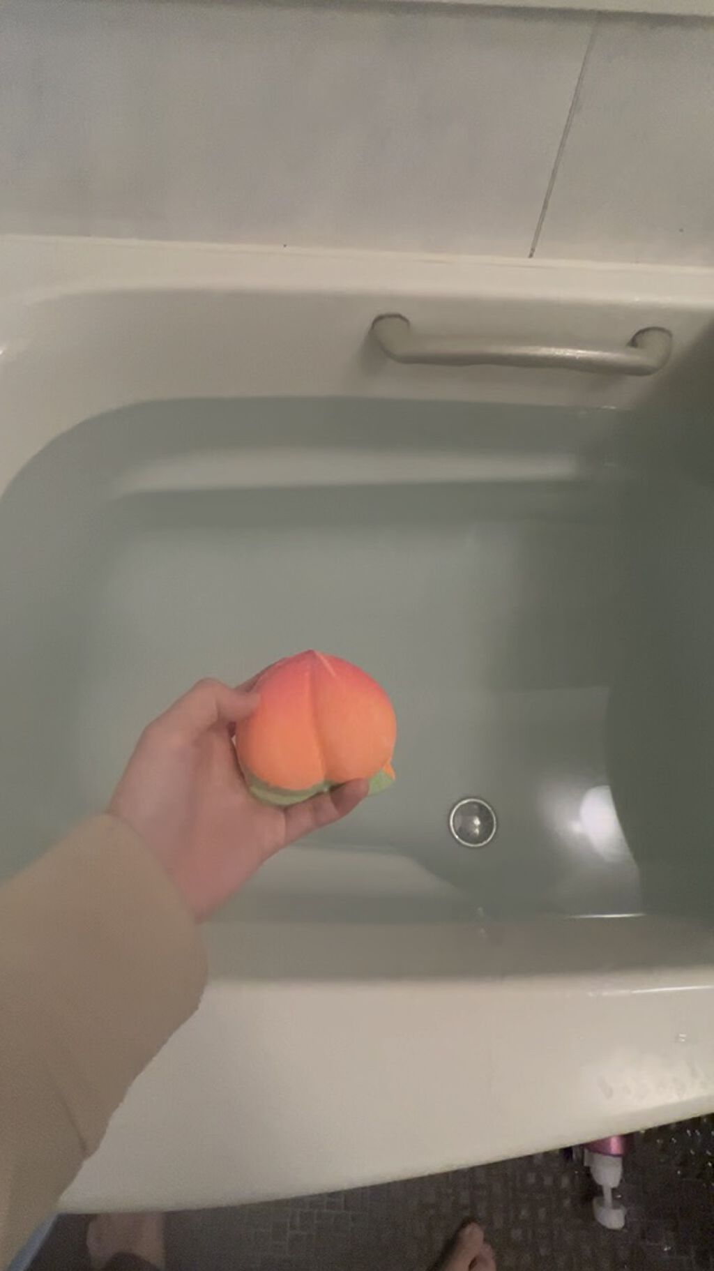 ピーチィ ボム/ラッシュ/炭酸系入浴剤を使ったクチコミ（1枚目）