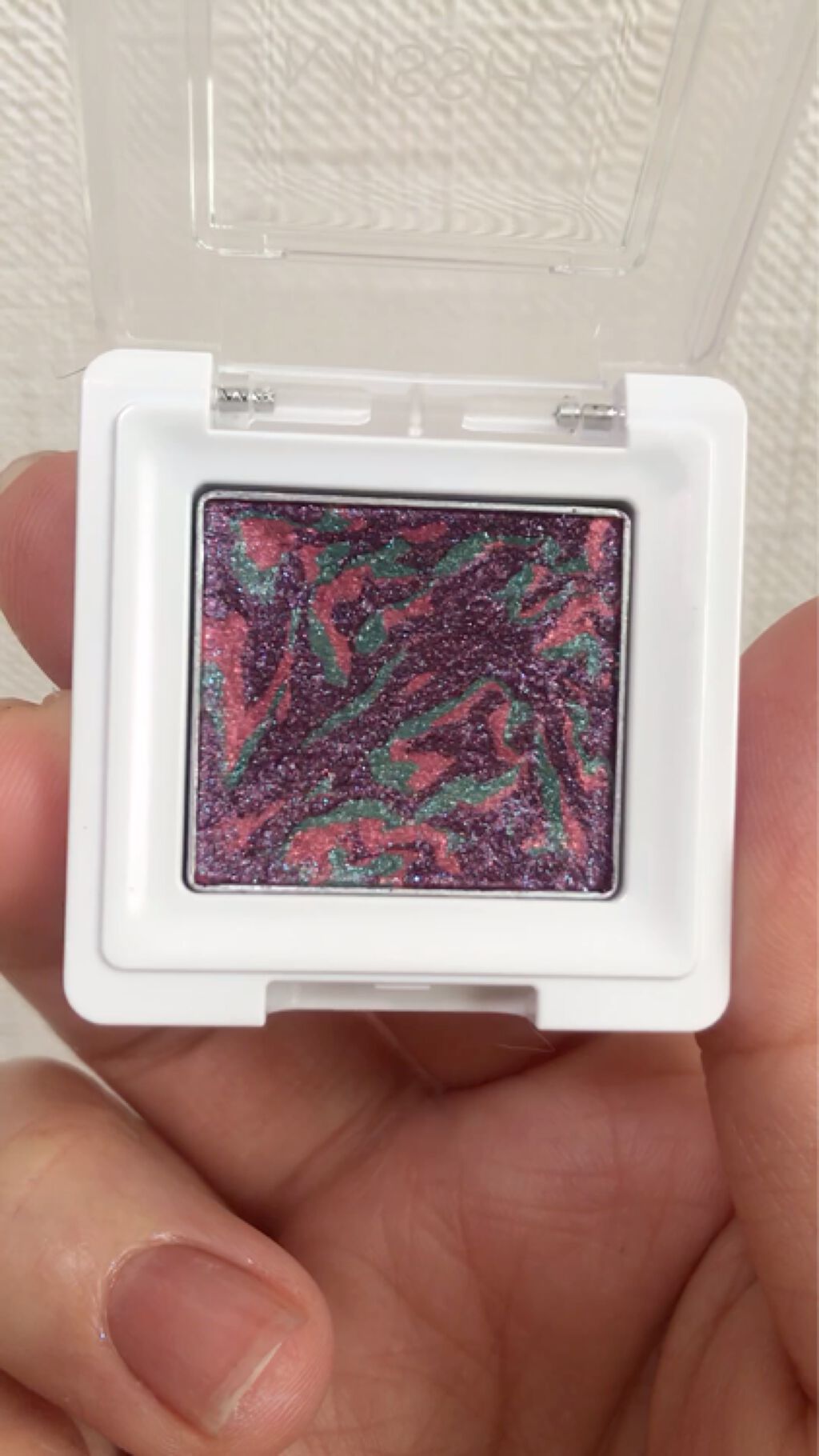 グリッタープリズム シャドウ マーブル/MISSHA/単色アイシャドウを使ったクチコミ（3枚目）