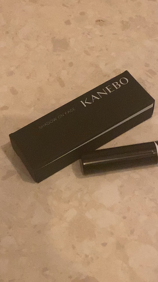 シャドウオンフェース/KANEBO/シェーディングの人気ショート動画