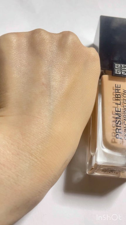 プリズム・リーブル・スキンケアリング・グロウ/GIVENCHY/リキッドファンデーションの人気ショート動画