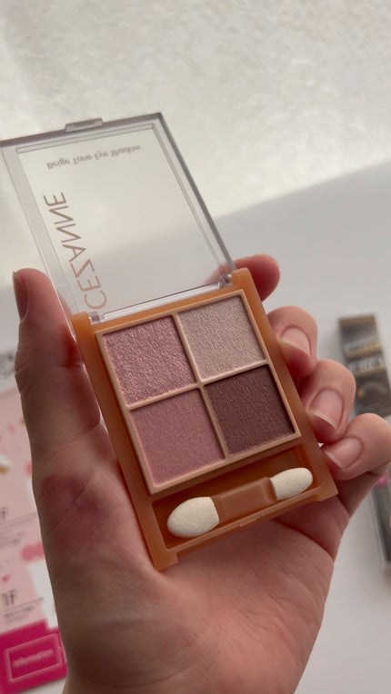 ベージュトーンアイシャドウ/CEZANNE/アイシャドウパレットの人気ショート動画