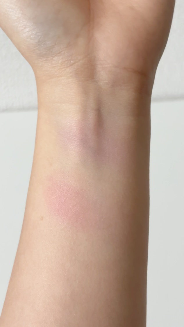 ラブシルクブラッシュ/Laka/パウダーチークの動画クチコミ2つ目