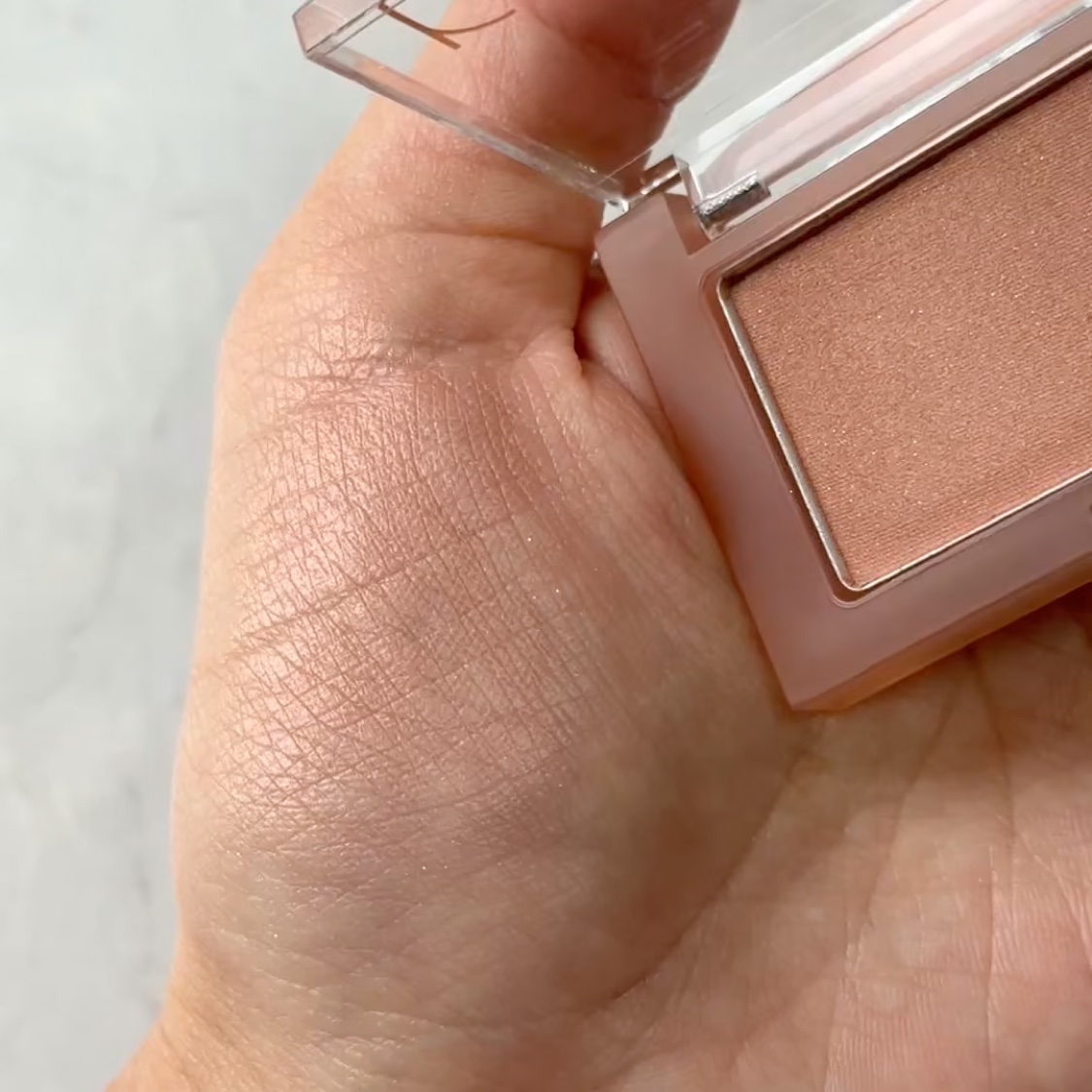 ベターザンチーク/rom&nd/パウダーチークを使ったクチコミ（3枚目）