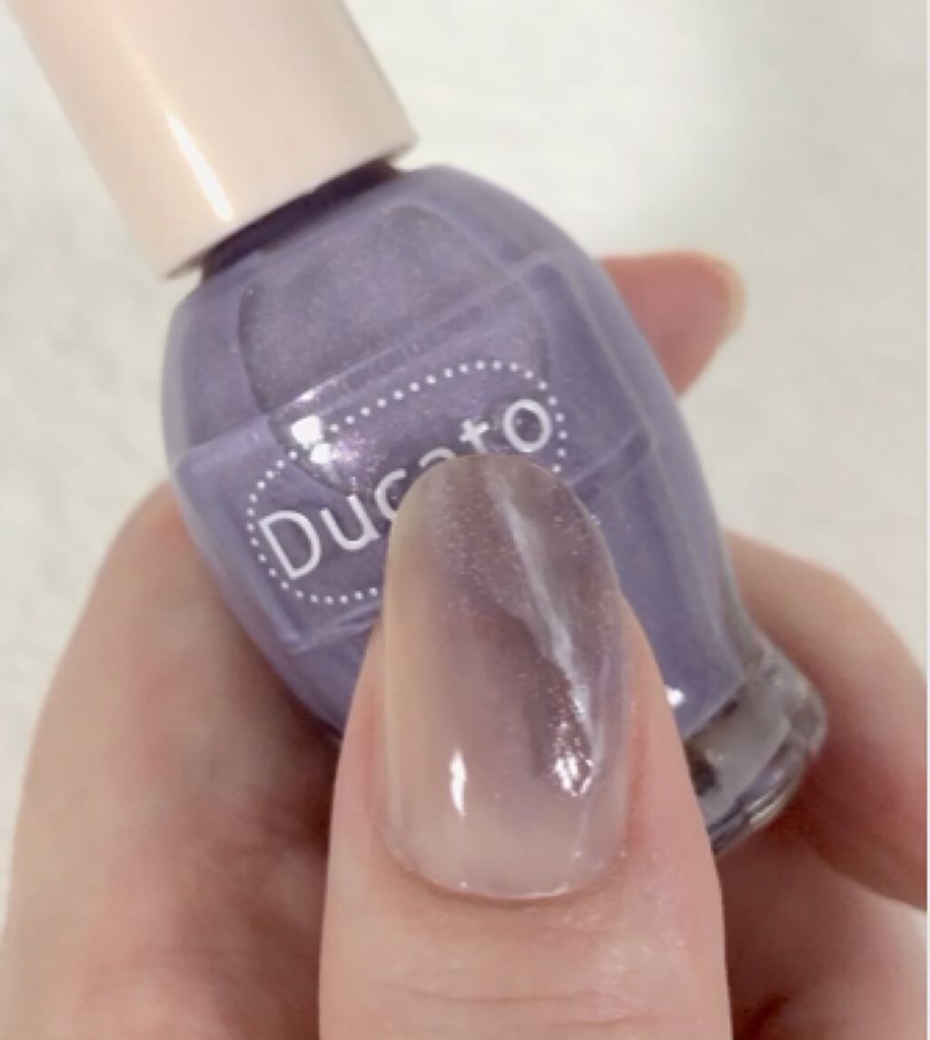 グロッシーネイルカラーN/デュカート/マニキュアを使ったクチコミ（2枚目）