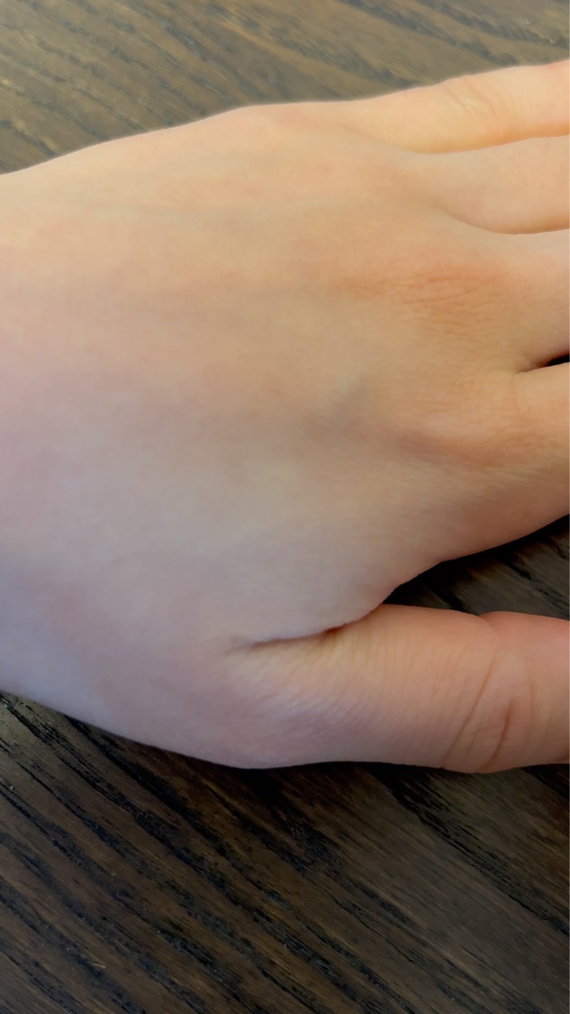 リフレクション スキングロウファンデーション/HERA/リキッドファンデーションを使ったクチコミ（3枚目）