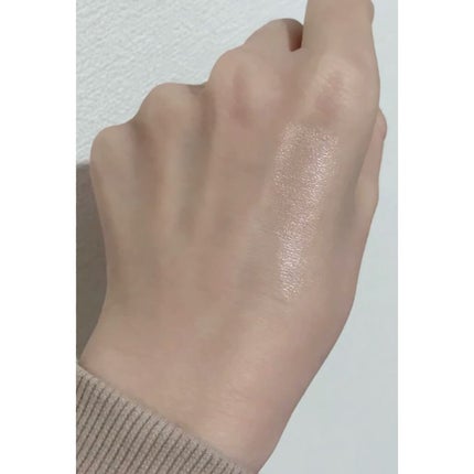 ラテ on LIPS 「【コスメ】TIRTIRシマーハイライター最近のお肌はツヤ感だ..」(2枚目)
