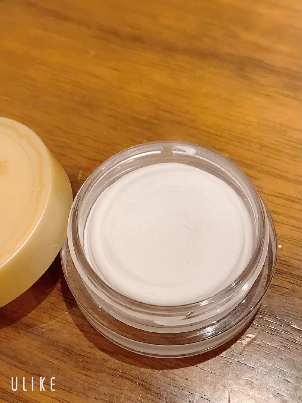 ポアレスエアリーベース/キャンメイク/化粧下地を使ったクチコミ（3枚目）