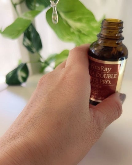 エクストラ ダブルホワイト美容原液 プロフェッショナル/PlusRay/美容液を使ったクチコミ(2枚目)