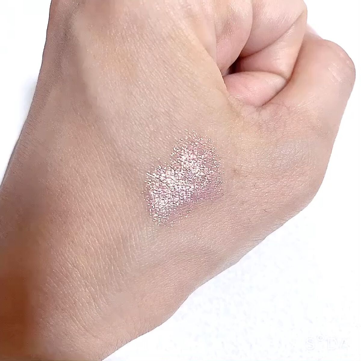 ロングウェア クリーム シャドウ スティック L55 サンライズピンク(限定色)/BOBBI BROWN/スティックアイシャドウを使ったクチコミ（2枚目）