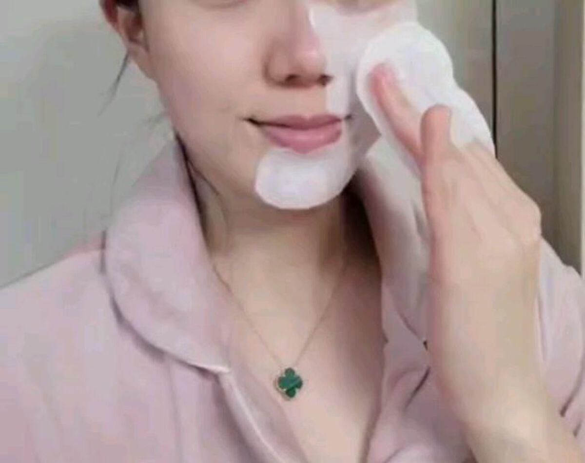 dellaborn cherry bubble cleansing pad/dellaborn/クレンジングシートを使ったクチコミ（1枚目）