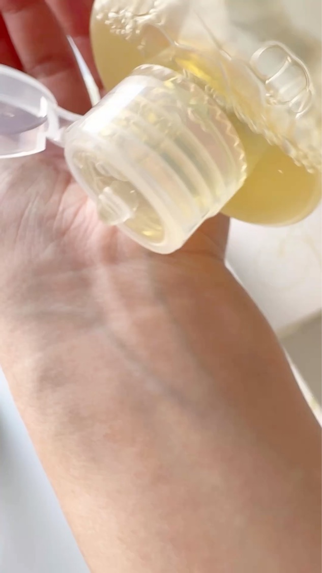 スキンバリアモイスチャーディープクレンザー /Ongredients/洗顔フォームを使ったクチコミ（2枚目）