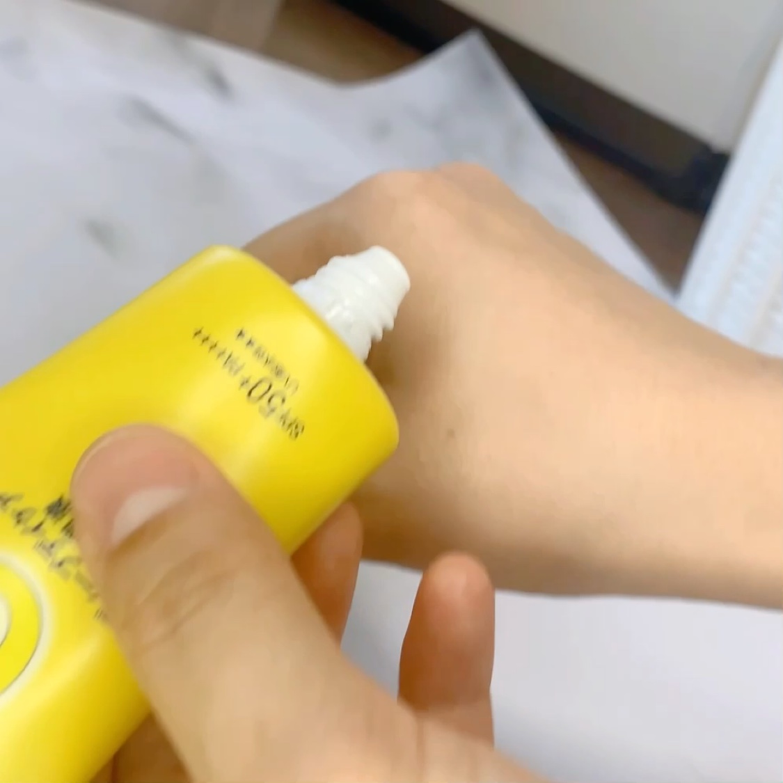 メラノCC ディープデイケアUV乳液/メラノCC/日焼け止めミルクを使ったクチコミ（3枚目）