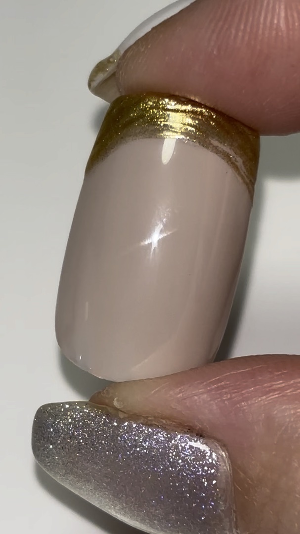 アイシングジェルネイル/セリア/ジェルネイルの人気ショート動画