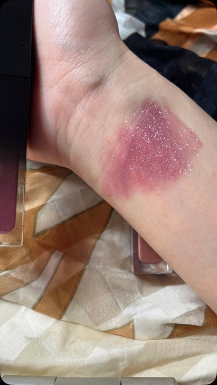 リクイド ラスター アイズ /SUQQU/リキッドアイシャドウの人気ショート動画