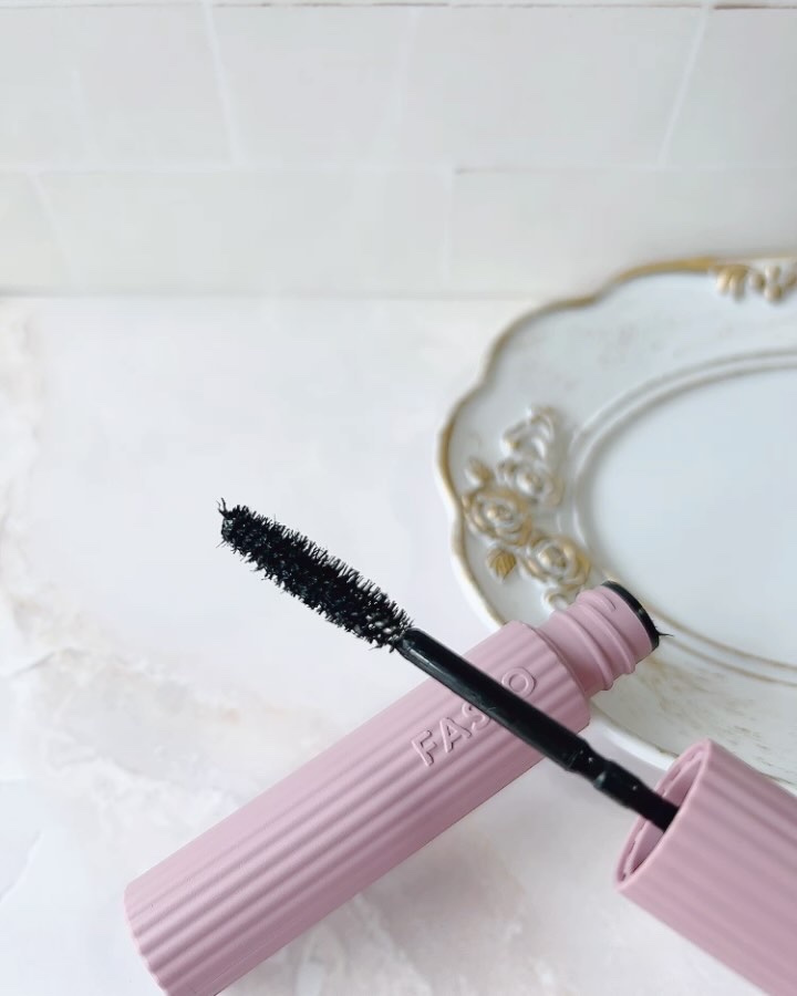 まつパ級 フィルム マスカラ (ロング&ボリューム)/FASIO/マスカラを使ったクチコミ（3枚目）