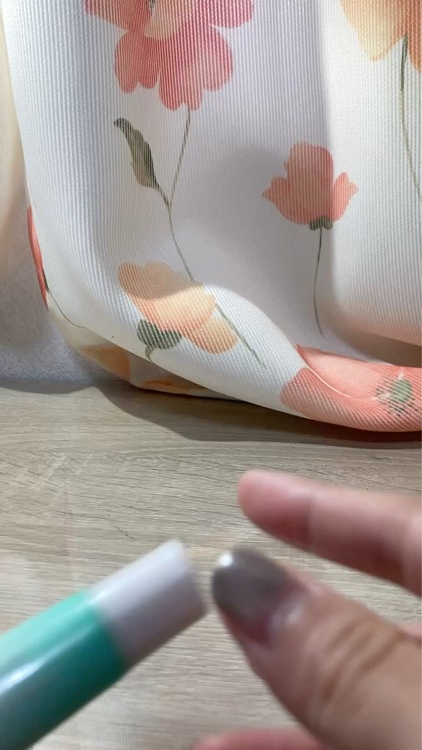 昔からほっぺが真っ赤になりがちな私にはめっちゃドンピシャなアイテムでした！

#CEZANNE　赤み補正コンシーラー　¥660

広い範囲に塗っても乾燥しづらくて、塗ったら赤い部分が一気に白くなります。全体に塗らなければ顔色悪くもならないで