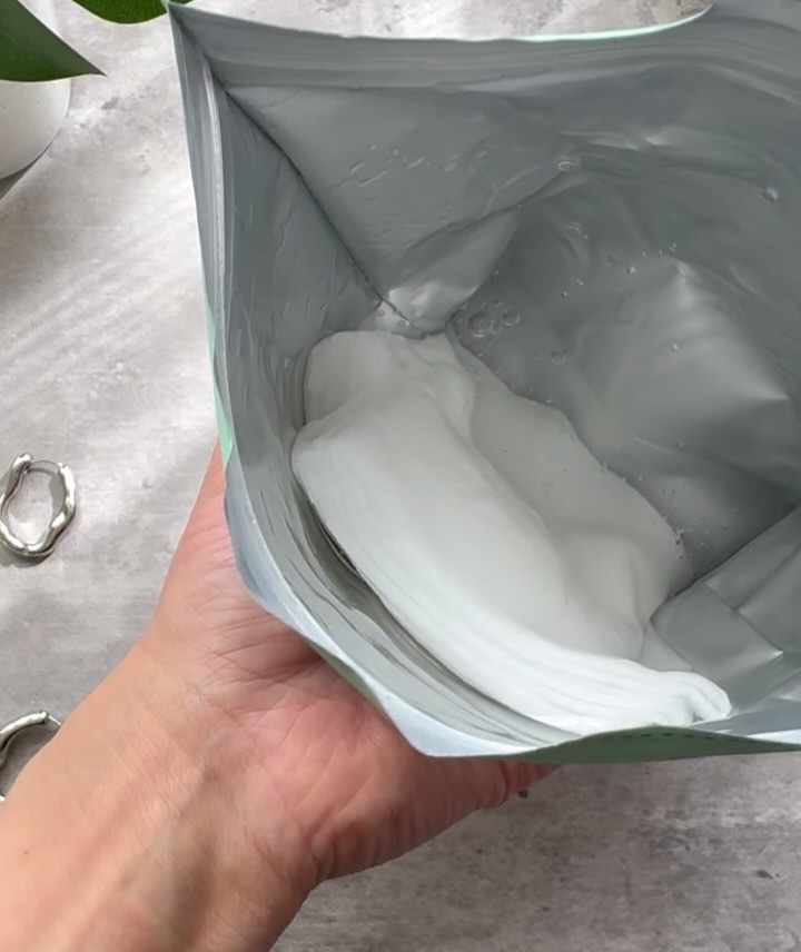 原液美容100マスク アゼライン酸&ＶＣ/ONE STONE TWO BIRDS/シートマスク・パックの動画クチコミ4つ目