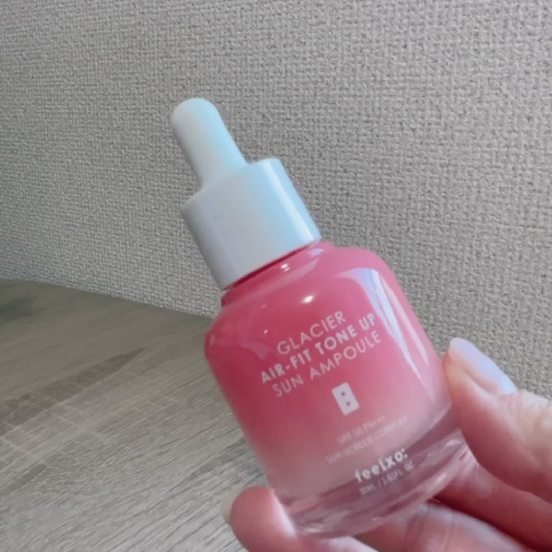 ピルソ グラシアエアフィットトーンアップサンアンプル SPF50 PA+++/feelxo/化粧下地を使ったクチコミ（3枚目）