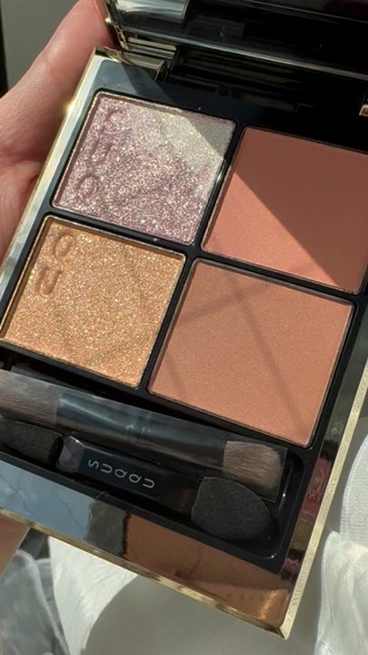 シグニチャー カラー アイズ/SUQQU/アイシャドウパレットの人気ショート動画