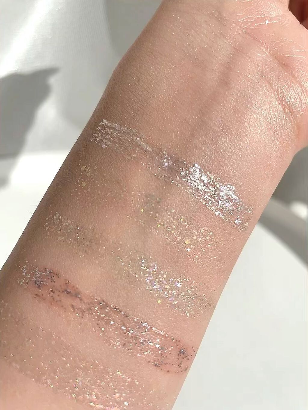 リキッド グリッター シャドウ/rom&nd/グリッターを使ったクチコミ（1枚目）