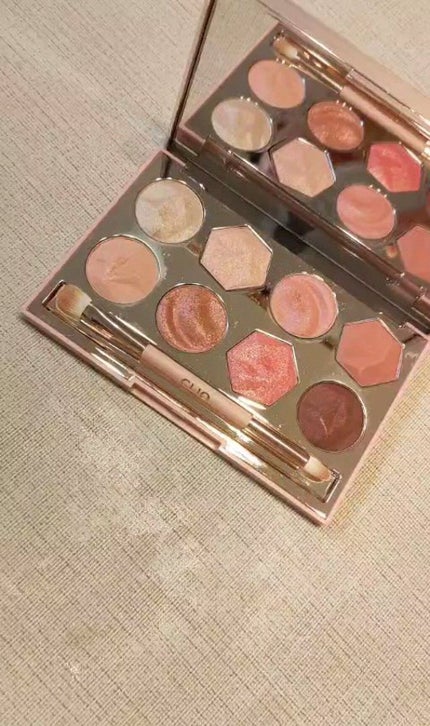 プリズム エアー アイ パレット/CLIO/アイシャドウパレットの人気ショート動画