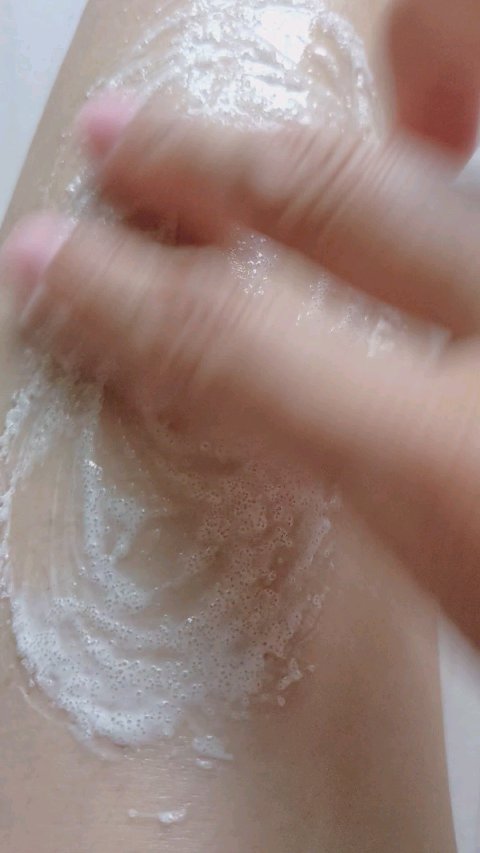 Q+Me スウィートボムタラソスクラブレモンティーの香り/AGARISM/バストケア・ヒップケアの動画クチコミ4つ目