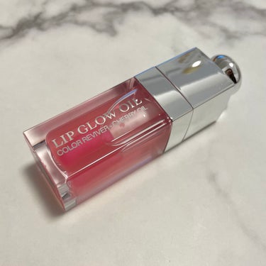 \うるうる💋艶めく口元へ/
Dior
ディオール アディクト リップ グロウ オイル
022 ウルトラ ピンク
スプリング コレクション 2021限定品


粘度のある
ジェルに近いオイルで
唇にぷるん