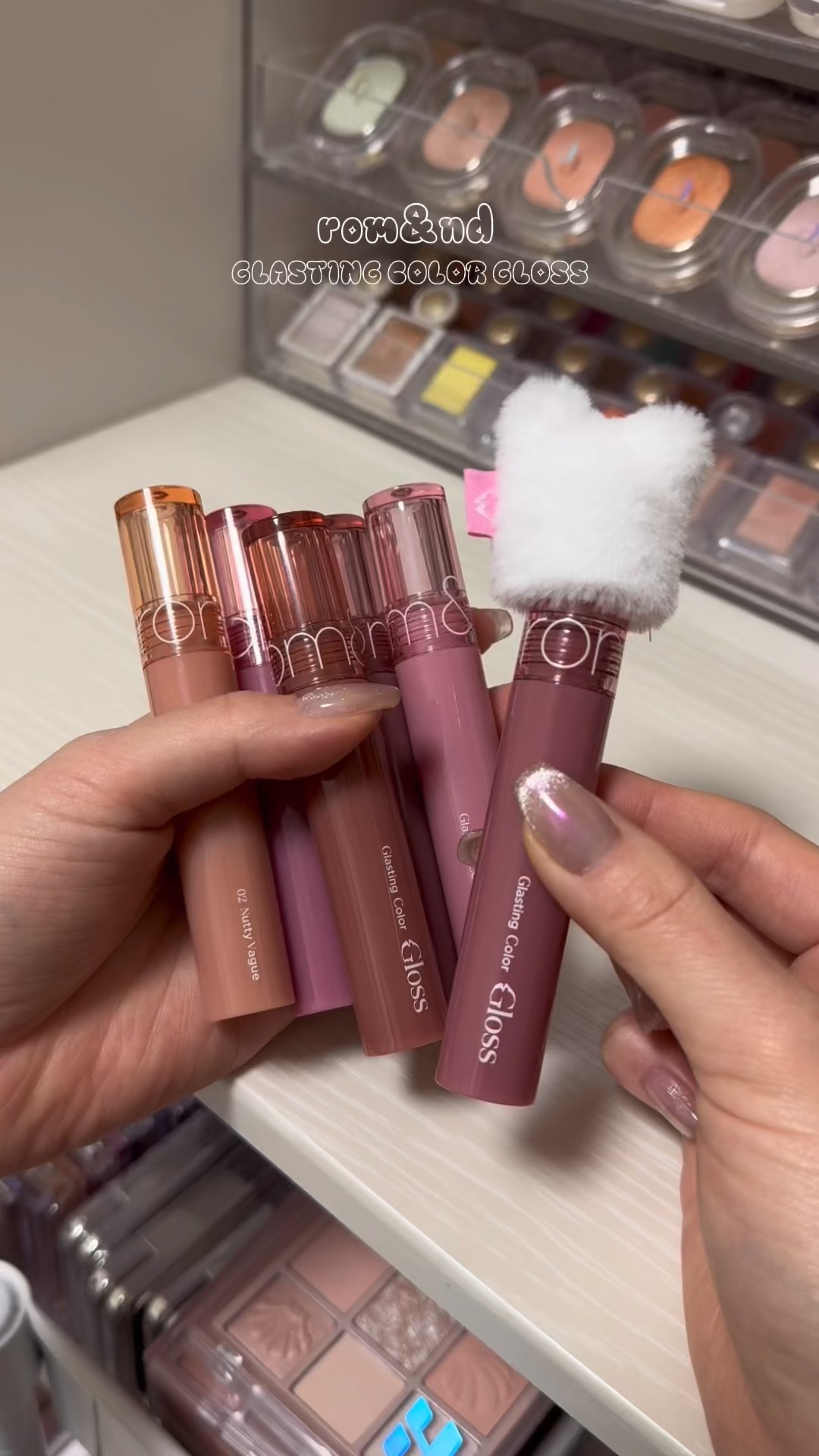 グラスティングカラーグロス/rom&nd/リップグロスを使ったクチコミ（1枚目）