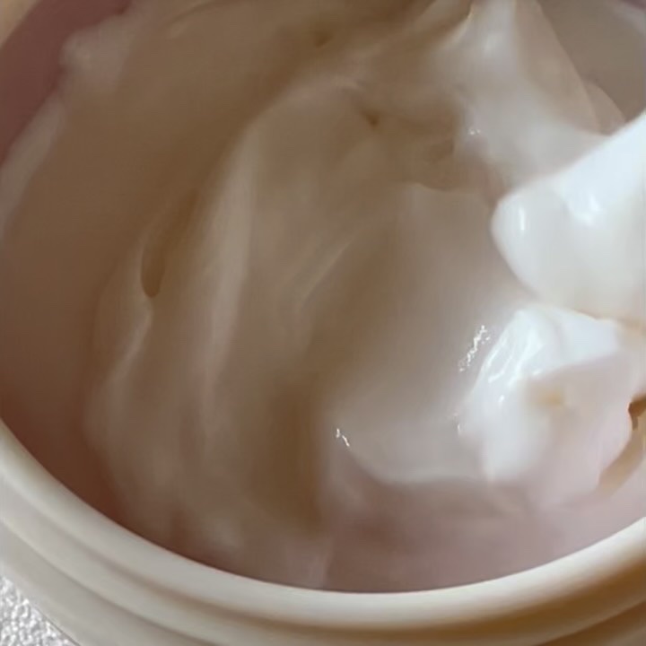 バクチオールスフレボディクリーム/MECHAI/ボディクリームを使ったクチコミ（2枚目）