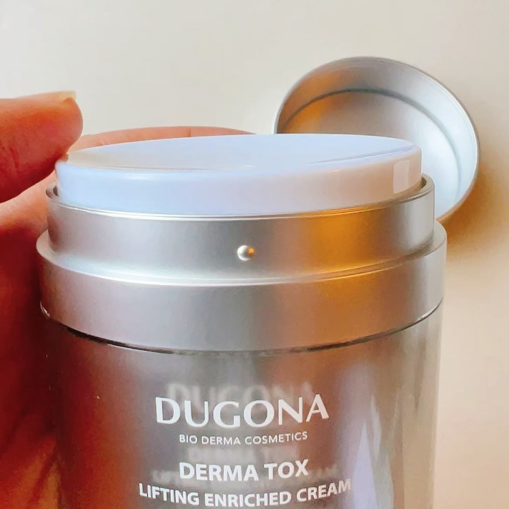 ダーマトックスリフティングインリッチクリーム/DUGONA/フェイスクリームを使ったクチコミ（3枚目）