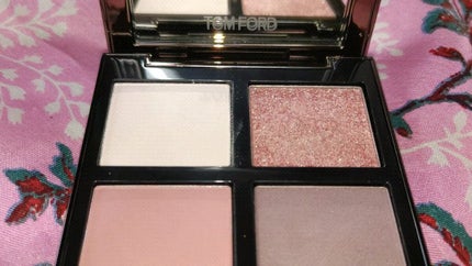 アイ カラー クォード/TOM FORD BEAUTY/アイシャドウパレットの人気ショート動画