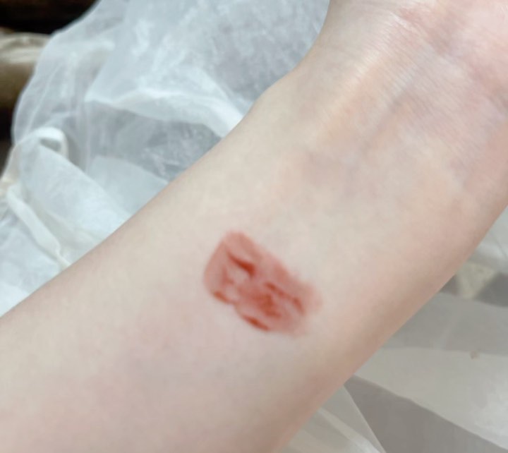 デュイフルウォーターティント/rom&nd/リップティントを使ったクチコミ（3枚目）