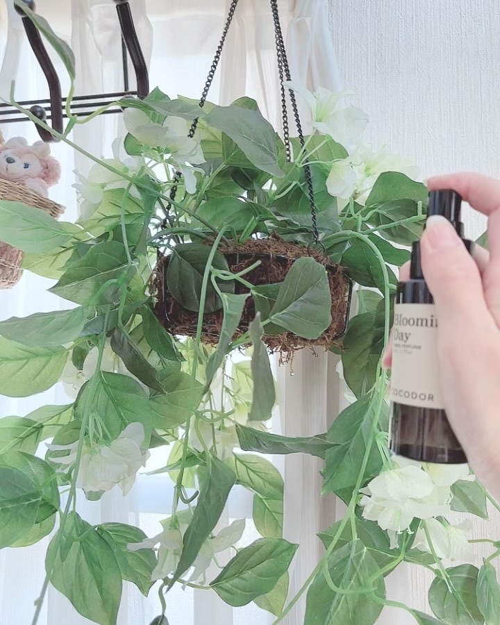 ファブリックパフューム アールグレイティー/COCODOR/ファブリックミストの動画クチコミ1つ目