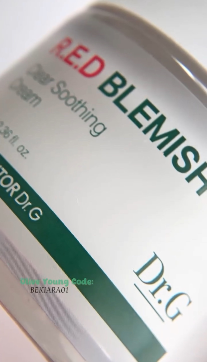 鎮静・保湿ケアにオススメのアイテム

••┈┈┈┈┈┈••••┈┈┈┈┈••

Dr.G
レッドブレミッシュクリア
スージングクリーム
70 ml

••┈┈┈┈┈┈••••┈┈┈┈┈••


乾燥肌・敏感肌にたっぷりの水分を与え鎮静・保湿