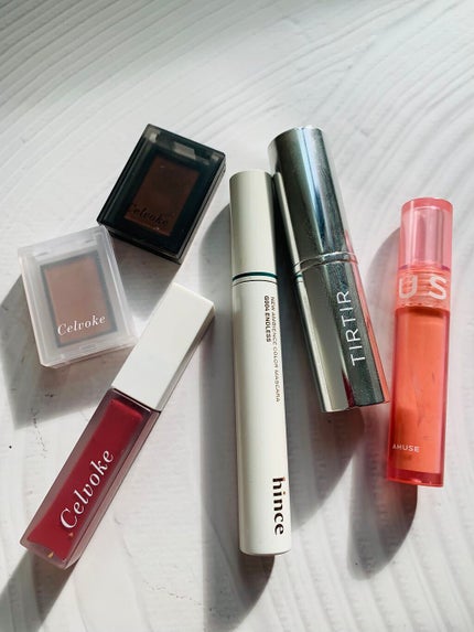 ニューアンビエンスカラーマスカラ/hince/マスカラの人気ショート動画