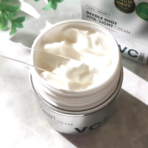 リードルショット ビタライト クリーム/VT/フェイスクリームの動画クチコミ3つ目