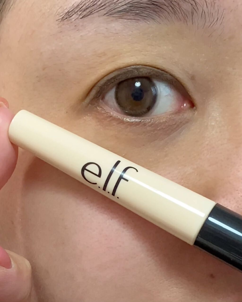 シャドウ ロック アイリッド プライマー/e.l.f. Cosmetics/その他の動画クチコミ1つ目